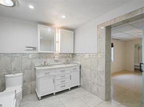 1025 Curtiss Dr, Opa-Locka FL 33054