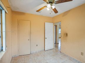1025 Curtiss Dr, Opa-Locka FL 33054