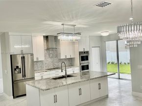 212 SW 179th Ave, Pembroke Pines FL 33029