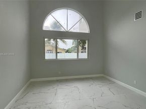 212 SW 179th Ave, Pembroke Pines FL 33029
