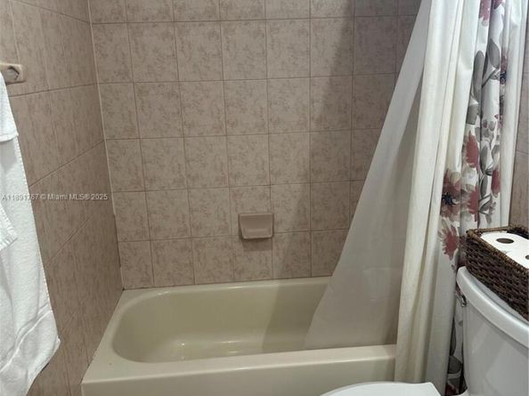 10751 SW 173rd St, Miami FL 33157