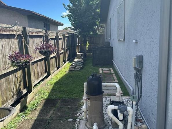 10751 SW 173rd St, Miami FL 33157