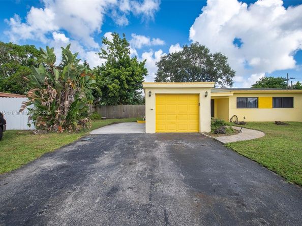 6515 SW 26th St, Miramar FL 33023