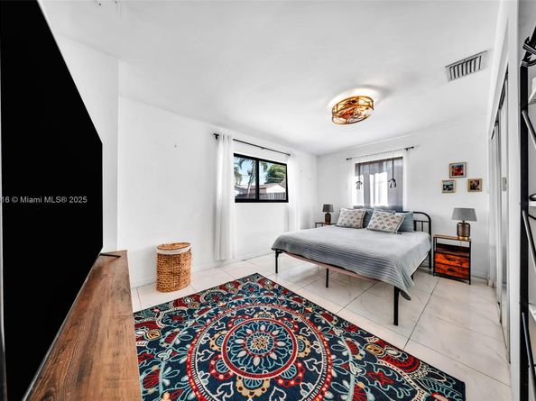 6515 SW 26th St, Miramar FL 33023