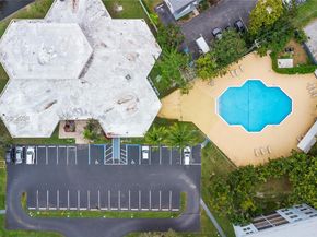 117 Royal Park Dr 3H, Oakland Park FL 33309