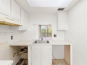 117 Royal Park Dr 3H, Oakland Park FL 33309