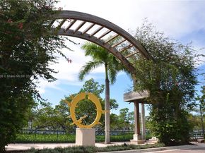 425 Pumpkin Dr, Palm Beach Gardens FL 33410