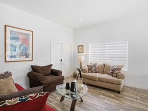 4351 Foxtail Ln, Weston FL 33331