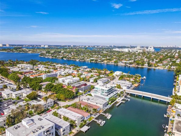 8335 E Crespi Blvd 4, Miami Beach FL 33141