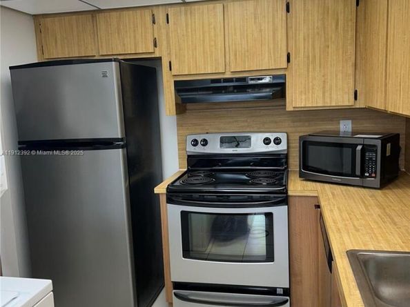 5900 SW 127th Ave 3412, Miami FL 33183