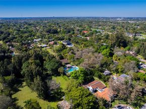 317 Bayberry Dr, Plantation FL 33317