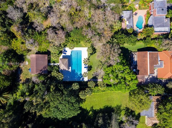 317 Bayberry Dr, Plantation FL 33317