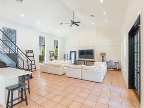 317 Bayberry Dr, Plantation FL 33317