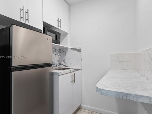 4201 NW 25th Ave, Miami FL 33142