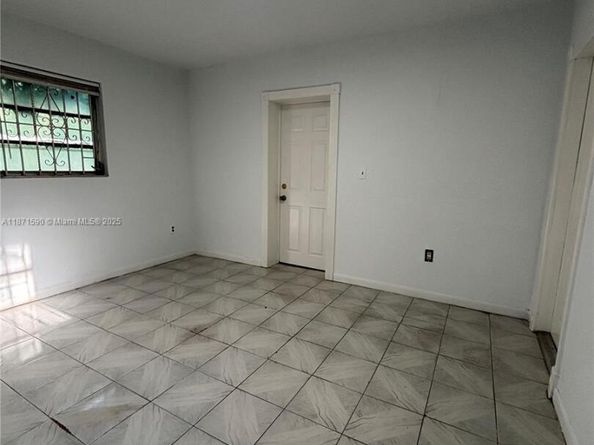 4201 NW 25th Ave, Miami FL 33142