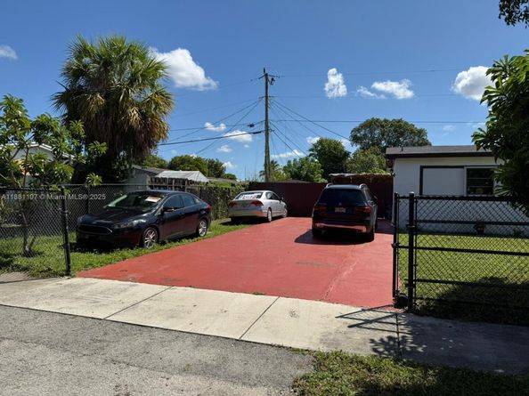 Undisclosed Address #A11881107, Miami Gardens FL 33169