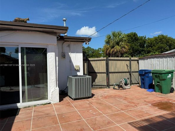 Undisclosed Address #A11881107, Miami Gardens FL 33169
