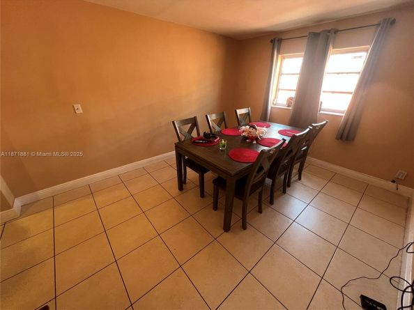 317 W 36th St, Hialeah FL 33012