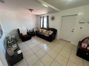 317 W 36th St, Hialeah FL 33012