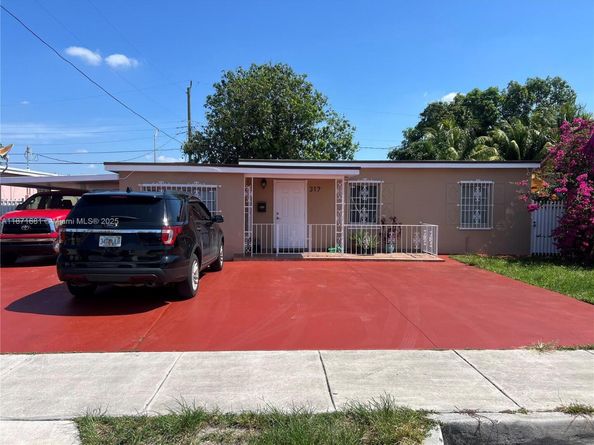 317 W 36th St, Hialeah FL 33012
