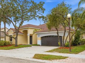 727 Lake Blvd, Weston FL 33326