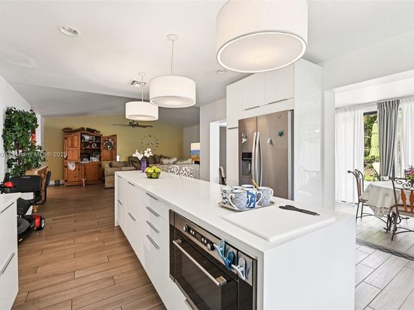 4314 Acacia Cir, Coconut Creek FL 33066