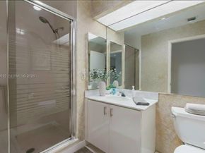 2 Eastgate Dr C, Boynton Beach FL 33436