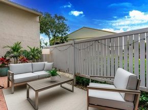 2 Eastgate Dr C, Boynton Beach FL 33436