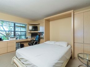 2 Eastgate Dr C, Boynton Beach FL 33436