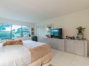 2 Eastgate Dr C, Boynton Beach FL 33436