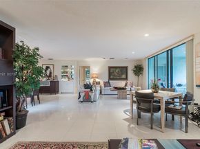 2 Eastgate Dr C, Boynton Beach FL 33436