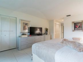 2 Eastgate Dr C, Boynton Beach FL 33436