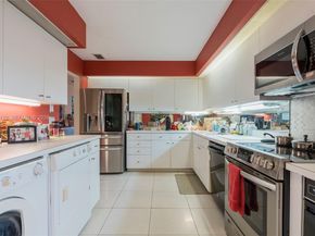 2 Eastgate Dr C, Boynton Beach FL 33436