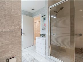 2 Eastgate Dr C, Boynton Beach FL 33436