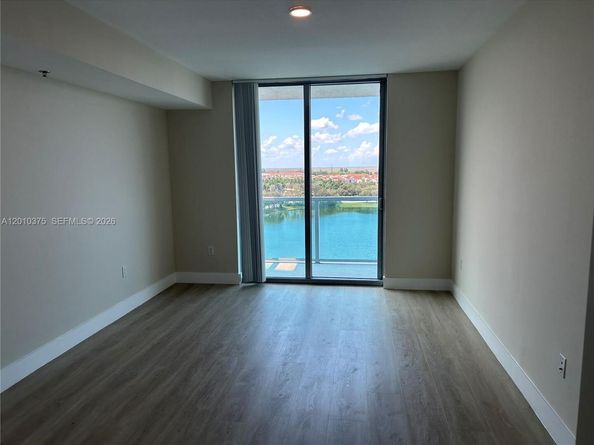 2681 N Flamingo Rd 1102S, Sunrise FL 33323