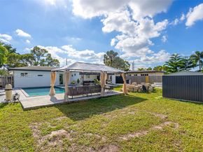 5041 SW 11th St, Plantation FL 33317