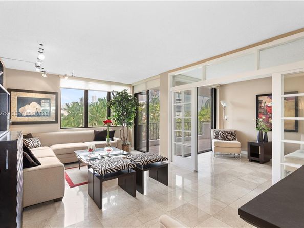 1581 Brickell Ave 107, Miami FL 33129