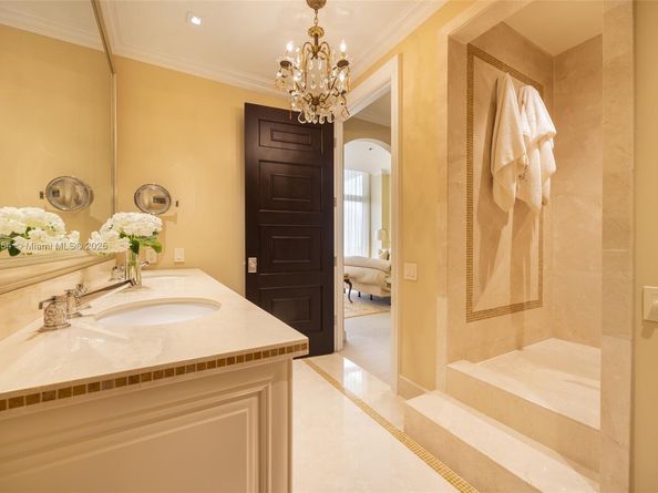 1581 Brickell Ave T104, Miami FL 33129