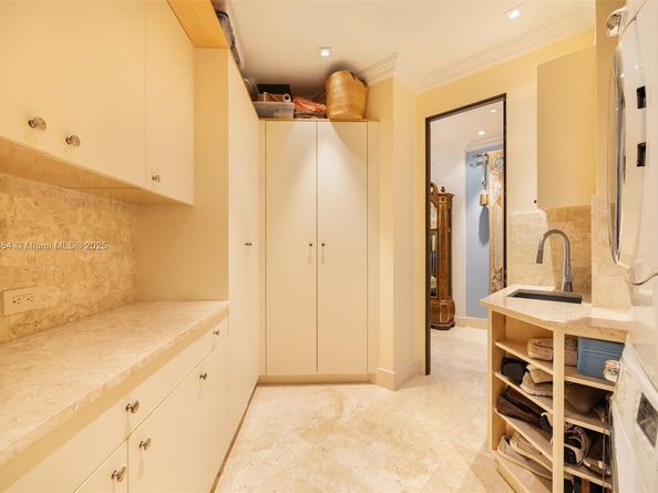 1581 Brickell Ave T104, Miami FL 33129