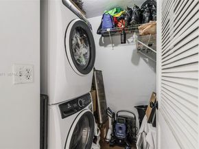 601 Ives Dairy Rd 00, Miami FL 33179