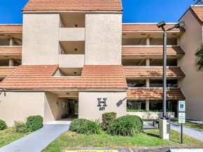 601 Ives Dairy Rd 00, Miami FL 33179