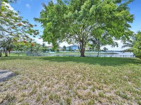 5466 SW 187th Ter, Miramar FL 33029