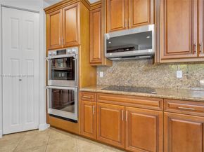 5466 SW 187th Ter, Miramar FL 33029