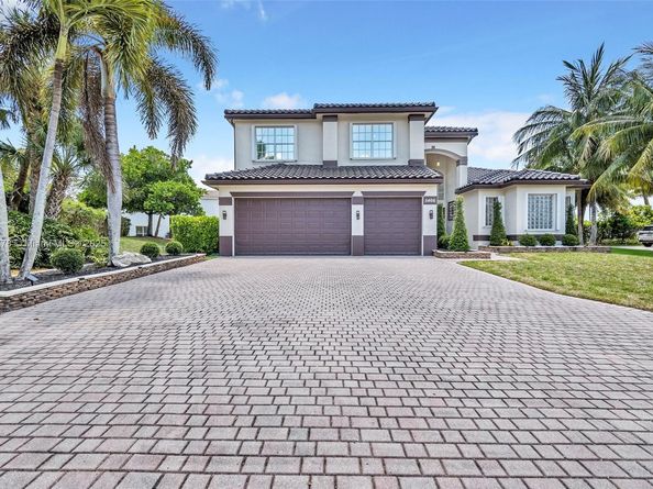 5466 SW 187th Ter, Miramar FL 33029