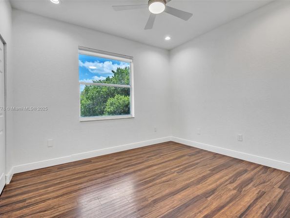 5466 SW 187th Ter, Miramar FL 33029