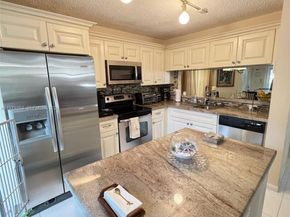 10840 NW 46th Dr, Coral Springs FL 33076