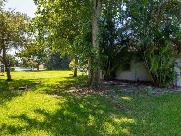 8662 Bridle Path Ct 115A, Davie FL 33328