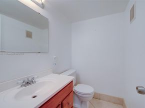 8662 Bridle Path Ct 115A, Davie FL 33328
