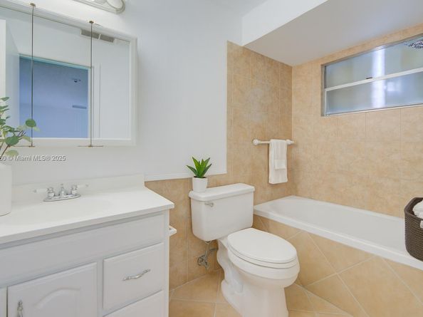 8662 Bridle Path Ct 115A, Davie FL 33328