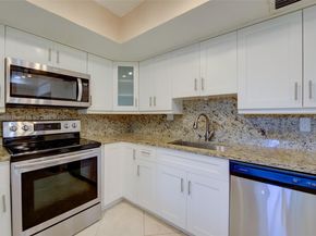 8662 Bridle Path Ct 115A, Davie FL 33328